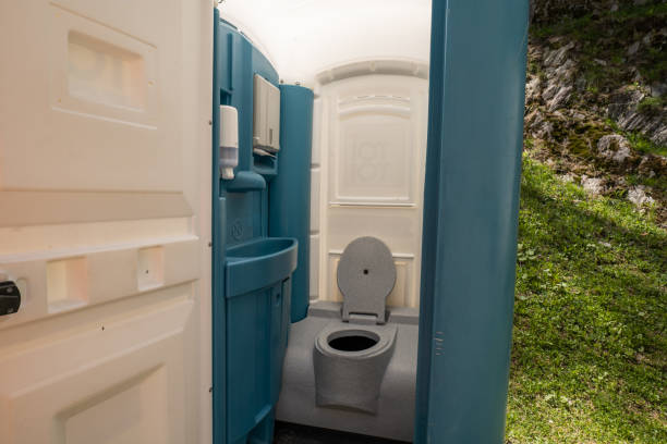 Best Portable bathroom rental  in Ridgefield, NJ